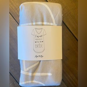 Bride sleep shirt